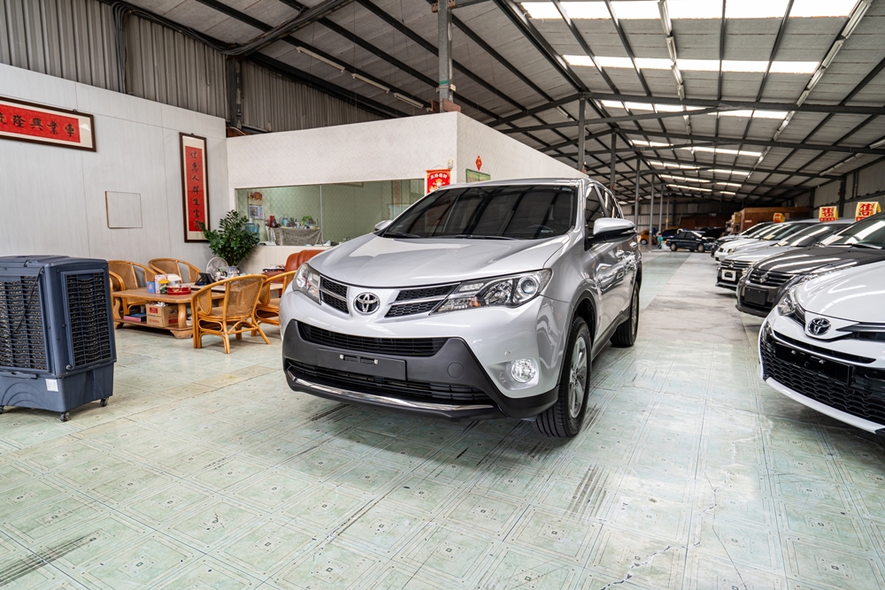 Toyota RAV4 實拍 DSC08336